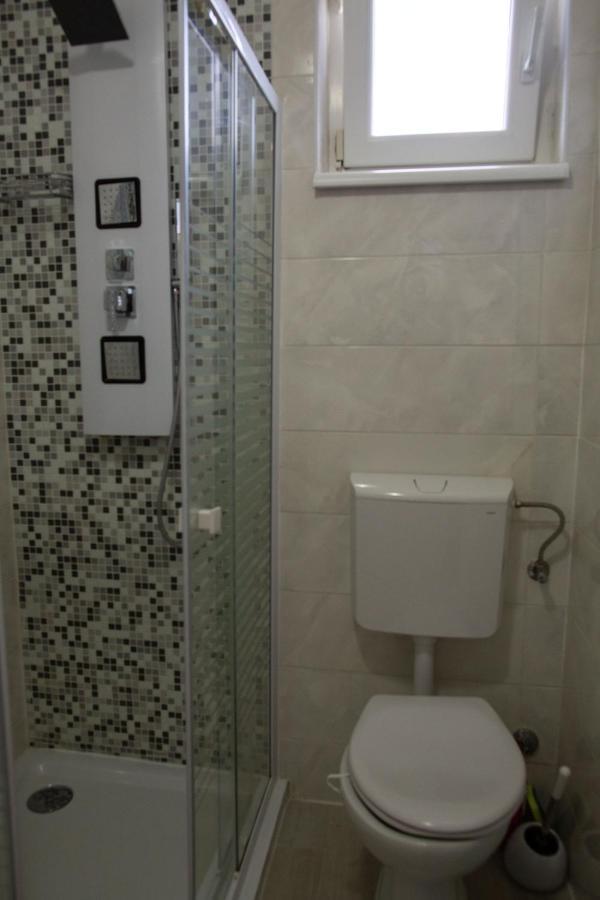 מדולין Holiday Home Petrovic מראה חיצוני תמונה