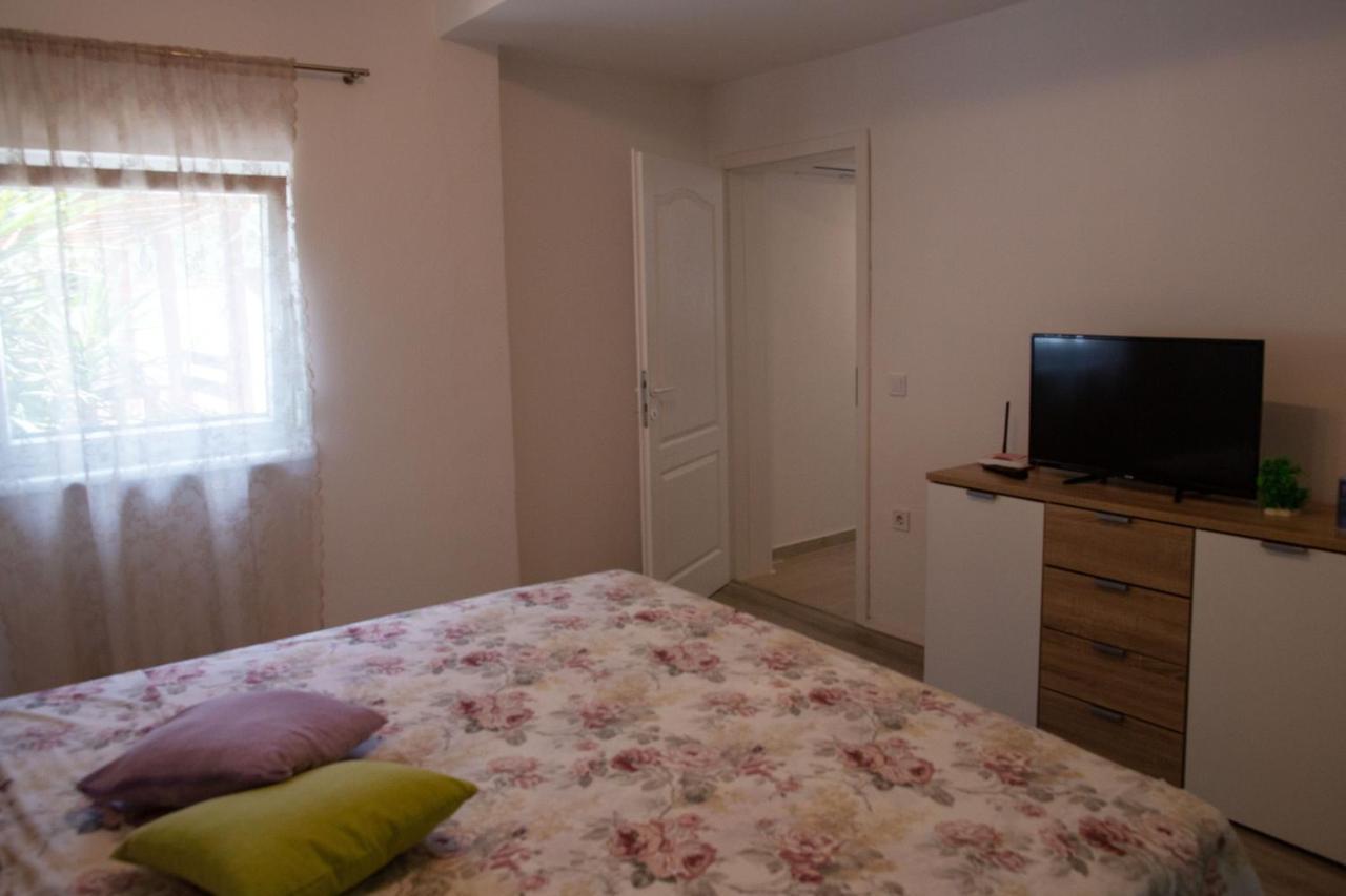מדולין Holiday Home Petrovic מראה חיצוני תמונה